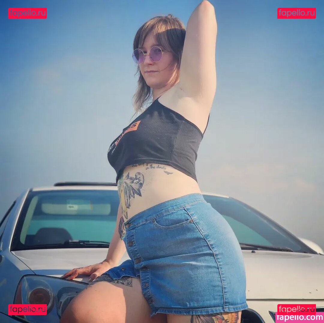 Sierra Pine / https: / sierra.x.pine Onlyfans Photo Gallery 