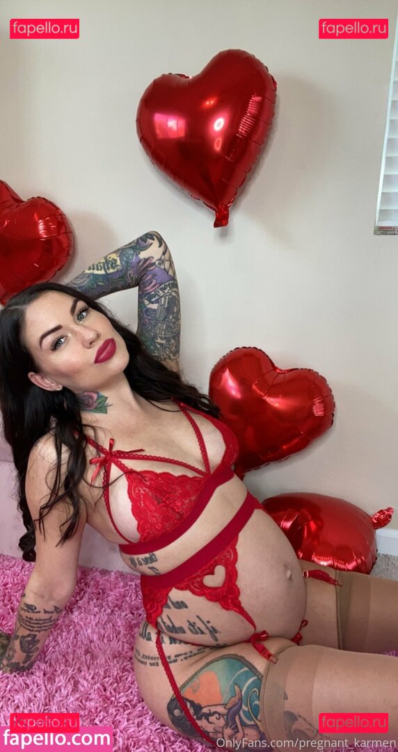 karmens_library / karmensworld10 Onlyfans Photo Gallery 