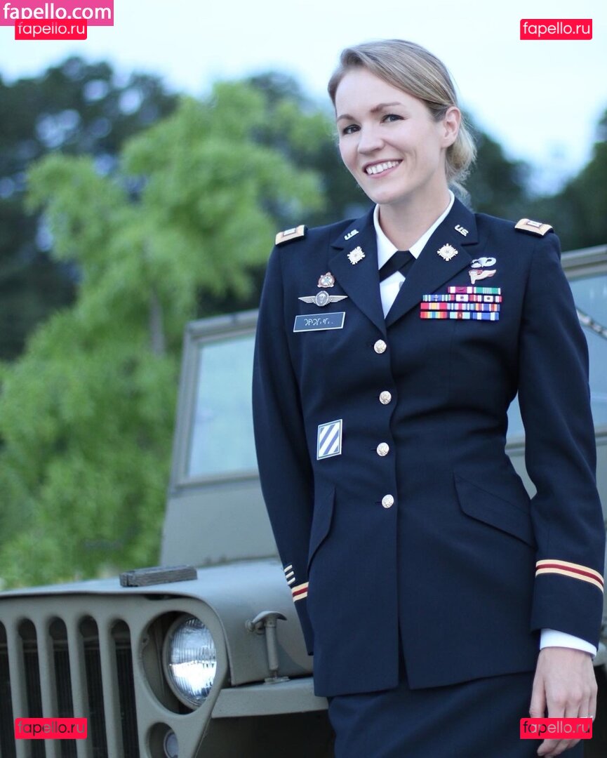 Memoirs Steph / itsjuststephfox / memoirs_of_steph / memoirsofsteph Onlyfans Photo Gallery 