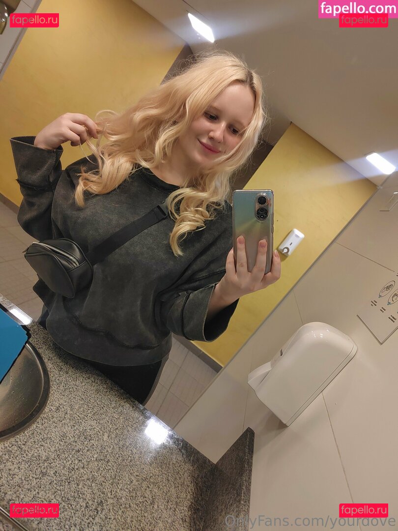 your_d0ve / yourdove Onlyfans Photo Gallery 