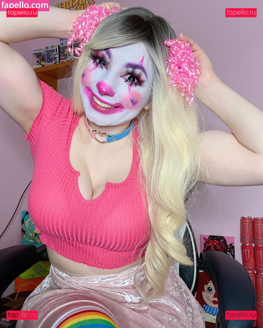 Clown Girls / cyberclowngirlsshow / h0rrorwh0re
