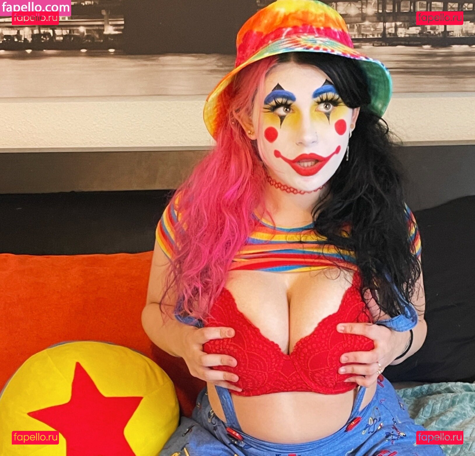 Clown Girls / cyberclowngirlsshow / h0rrorwh0re Onlyfans Photo Gallery 