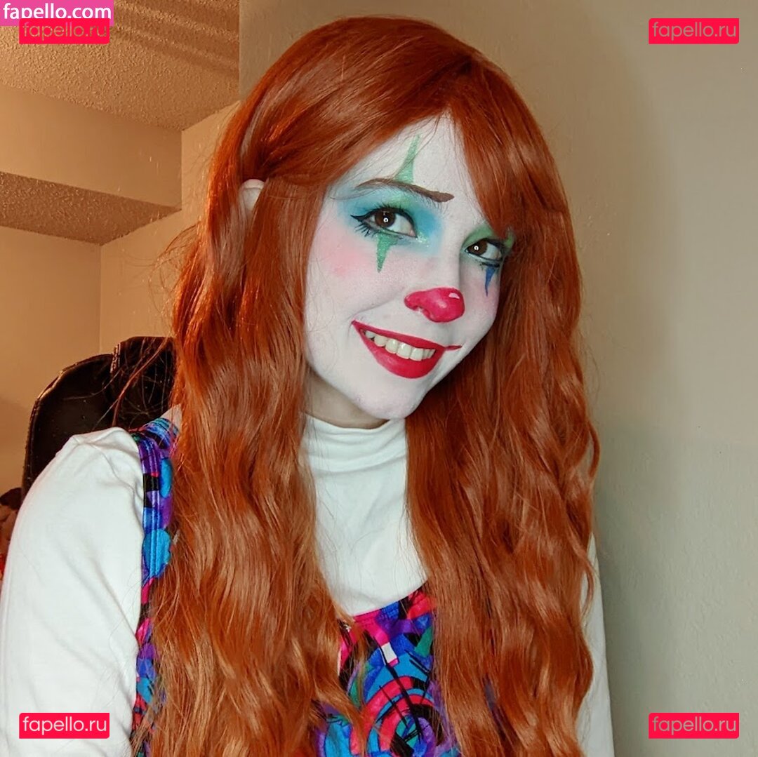 Clown Girls / cyberclowngirlsshow / h0rrorwh0re Onlyfans Photo Gallery 