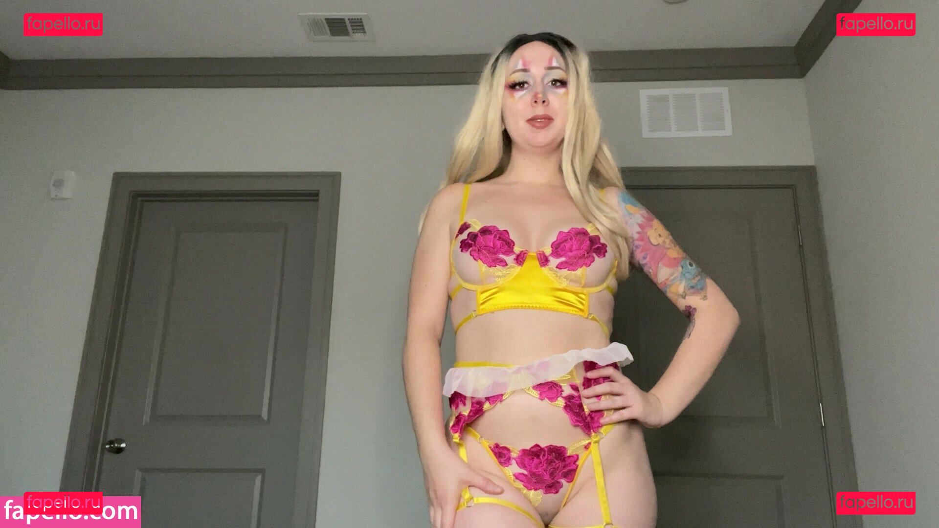 Clown Girls / cyberclowngirlsshow / h0rrorwh0re Onlyfans Photo Gallery 