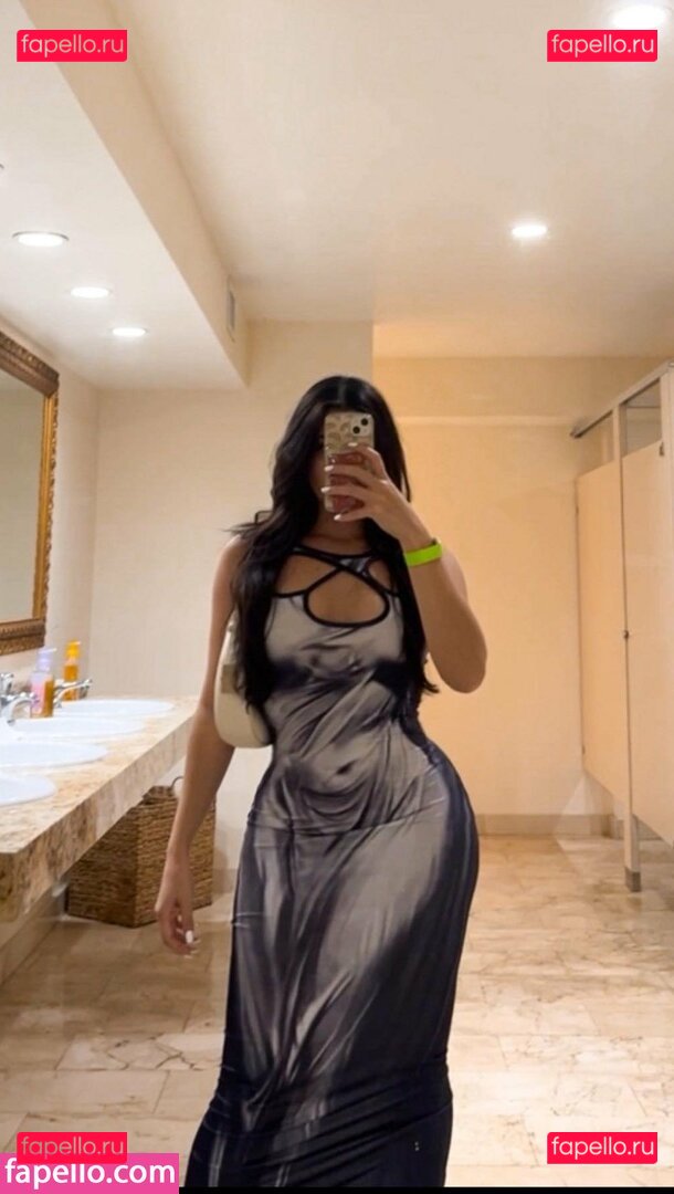 Alejandra Valero / alevalerof_