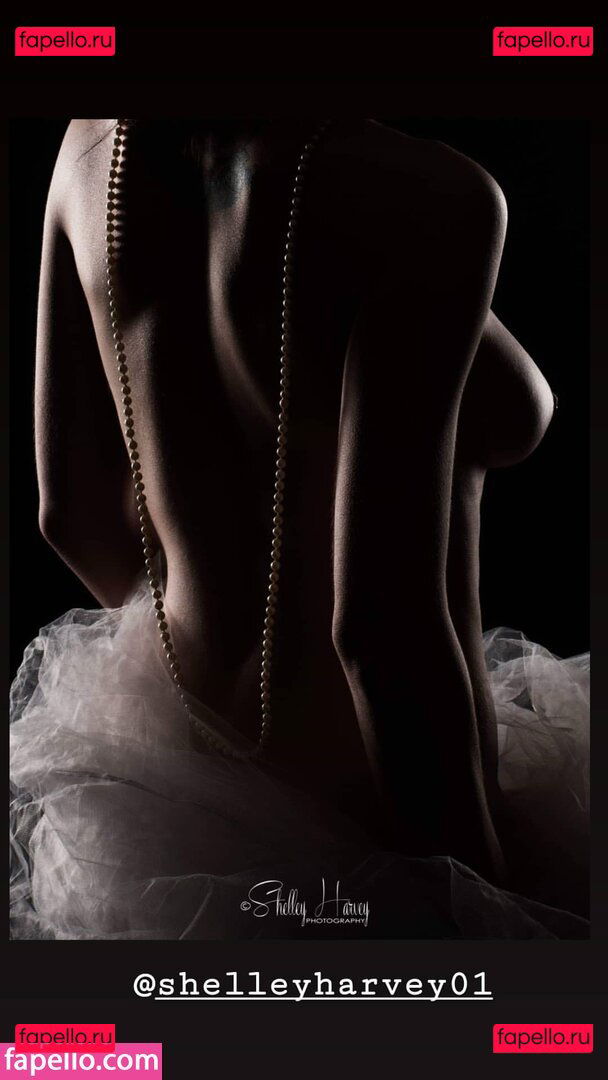 Zoe Phillips / lilmisszoe / zoephillips_xxo Onlyfans Photo Gallery 