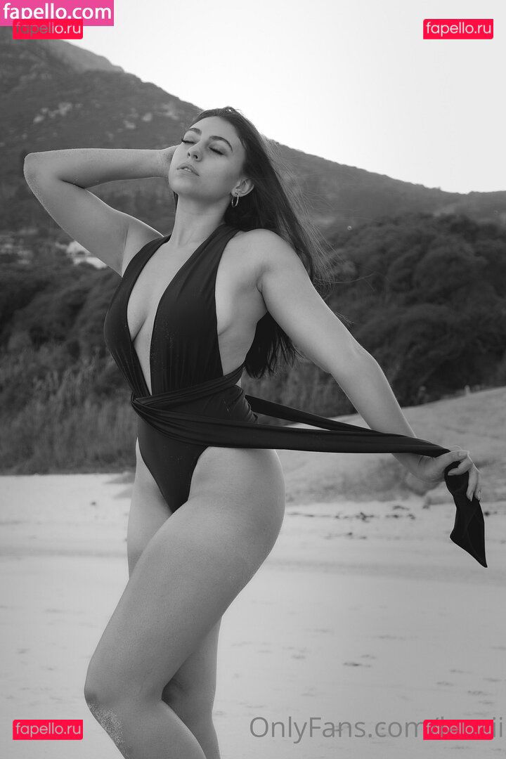 lanzii / x.lanzi Onlyfans Photo Gallery 