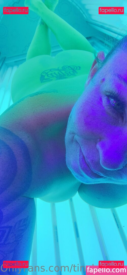 hotbrunette69 / tinyhotbrunette.69 Onlyfans Photo Gallery 