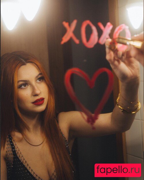 Beatriz Braz / beatrizaebraz / beatrizdellarosa Onlyfans Photo Gallery 