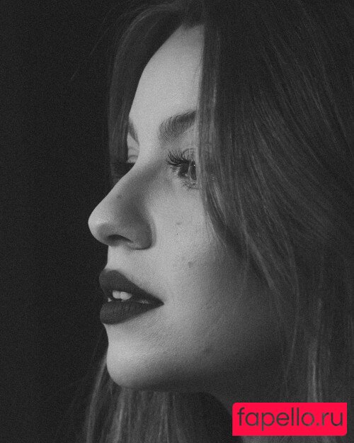 Beatriz Braz / beatrizaebraz / beatrizdellarosa Onlyfans Photo Gallery 