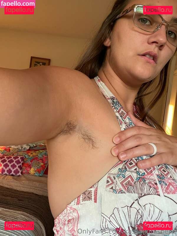 Kassy Belle / https: / kassandrasbelle / tennesseetreat Onlyfans Photo Gallery 