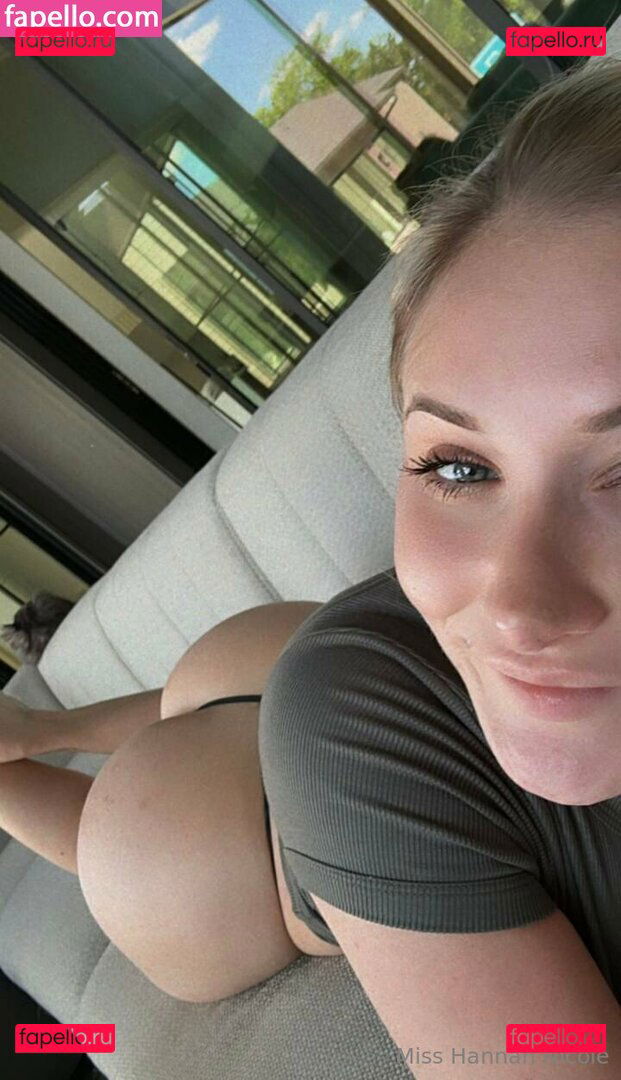 misshannahnicolee / misshannahnicoleee Onlyfans Photo Gallery 