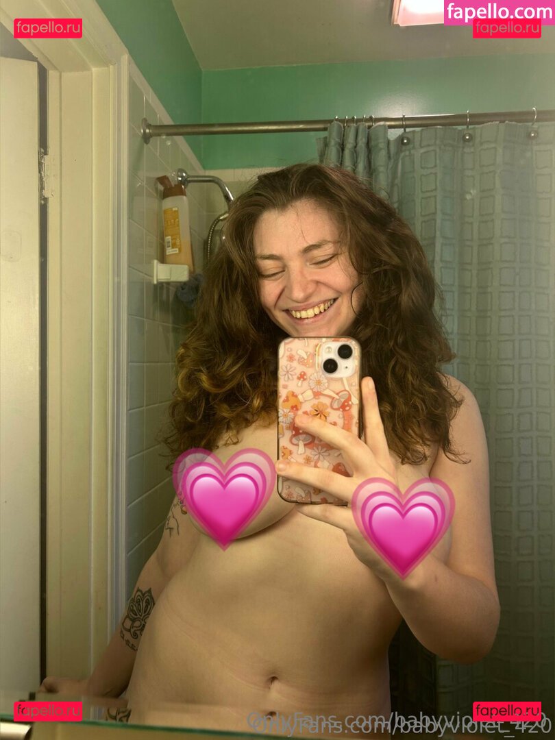 babyviol3t / babyviolet_420 Onlyfans Photo Gallery 