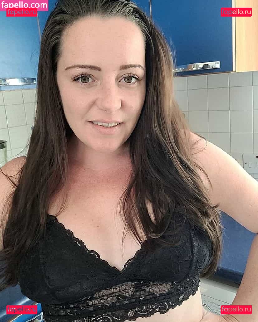 Mrs Nicole Nude Onlyfans Photo 48