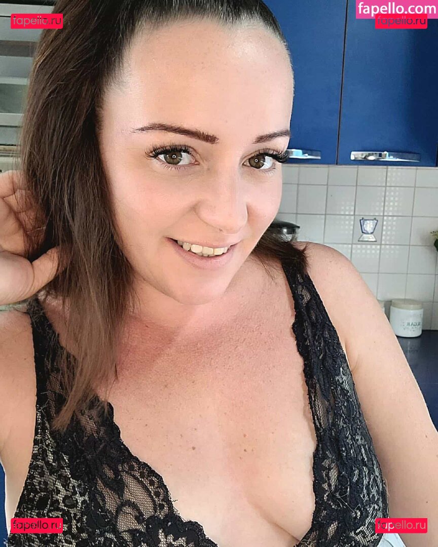 Mrs Nicole Nude Onlyfans Photo 39