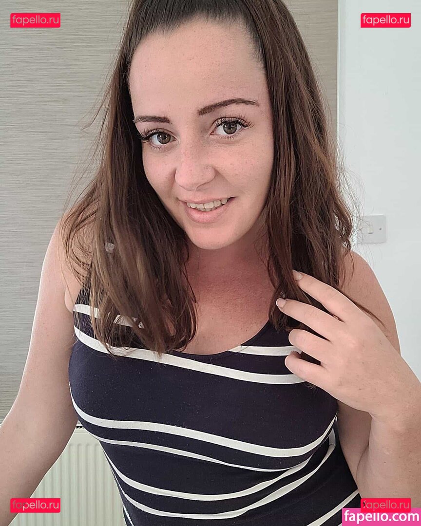 Mrs Nicole Nude Onlyfans Photo 33