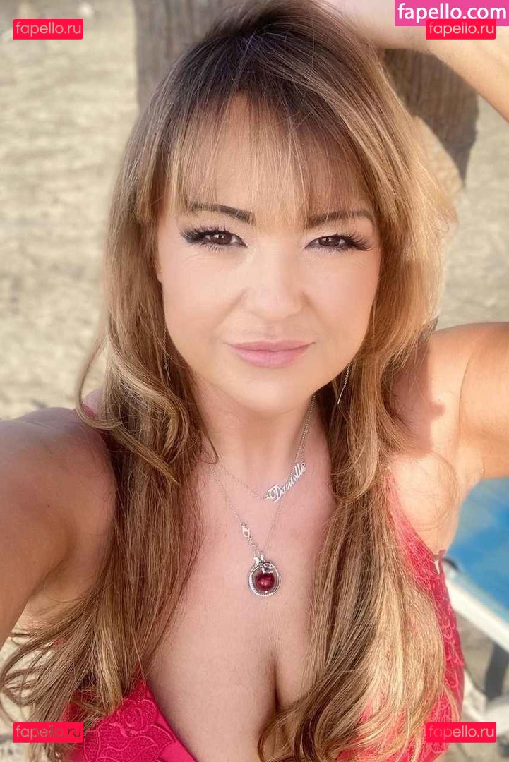 Danielle Nicholls Nude Onlyfans Photo 27