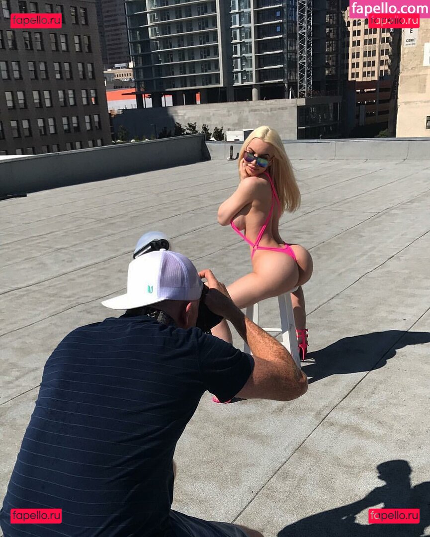 simonilicious Nude Onlyfans Photo 26