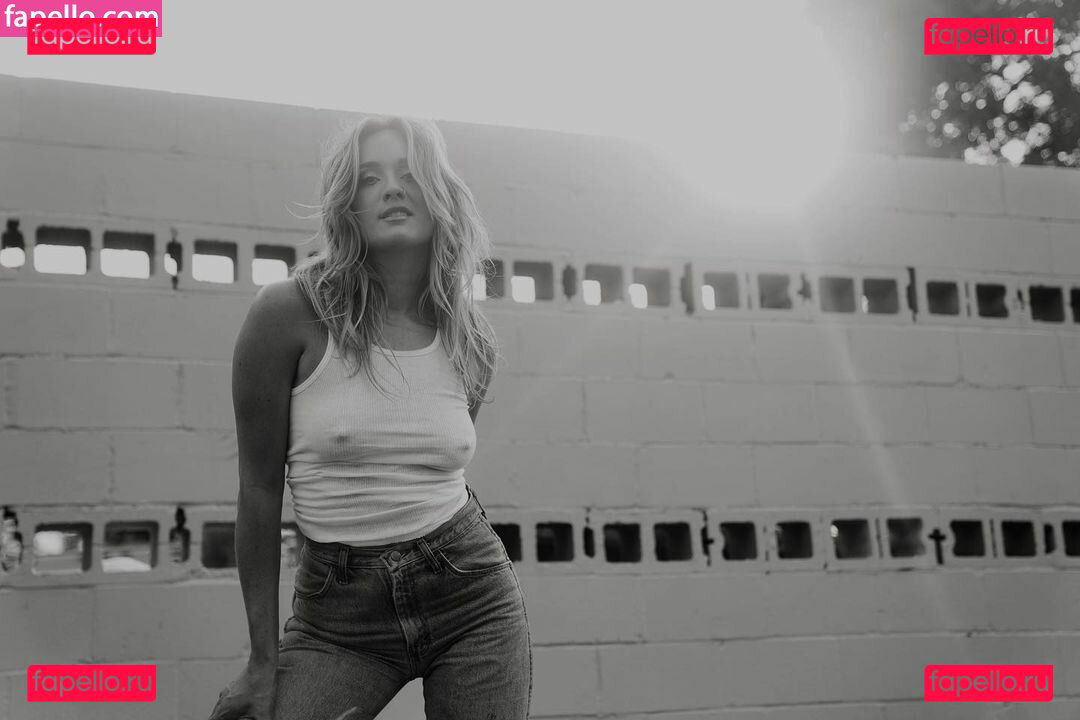 Sophia Scott / https: / sophiascott1234 / thesophiascott Onlyfans Photo Gallery 