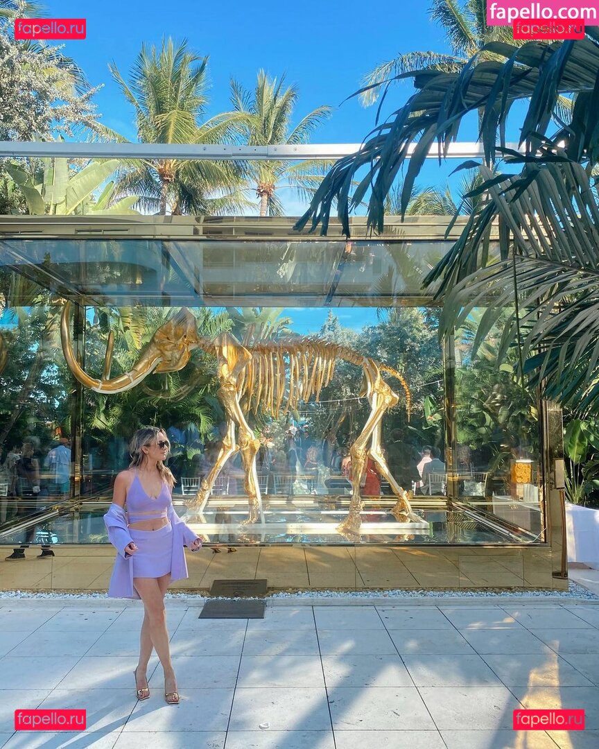 Sophia Scott / https: / sophiascott1234 / thesophiascott Onlyfans Photo Gallery 