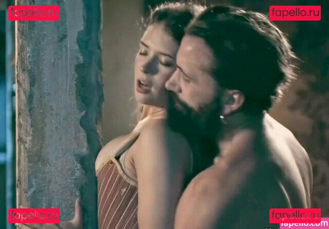 Mia Tomlinson / miavtomlinson Onlyfans Photo Gallery 