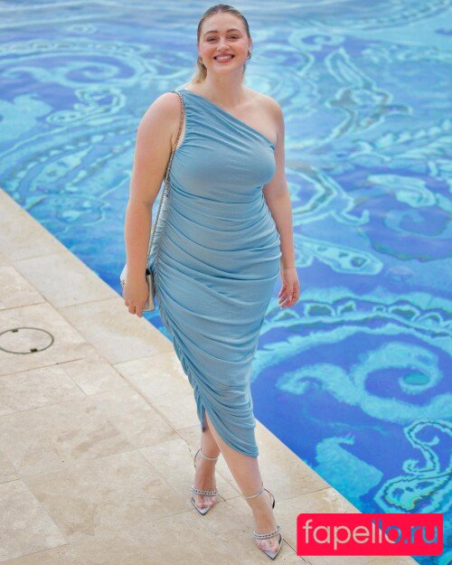 Iskra Lawrence Nude Onlyfans Photo 36