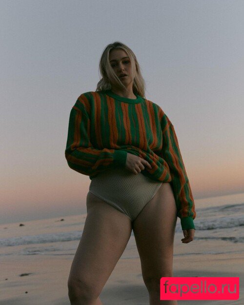 Iskra Lawrence Nude Onlyfans Photo 33