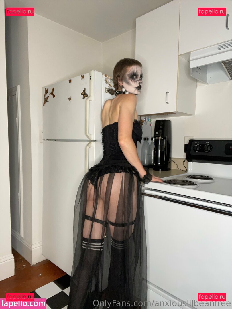 anxiouslilbeanfree Nude Onlyfans Photo 44