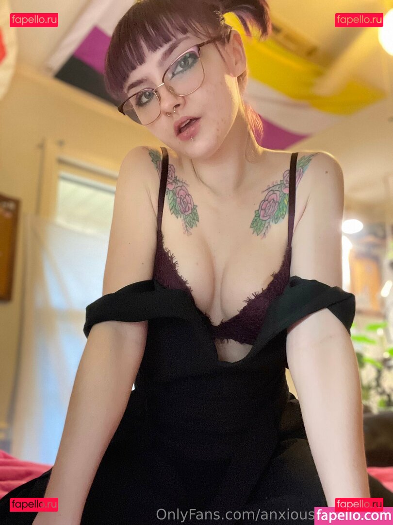 anxiouslilbeanfree Nude Onlyfans Photo 26