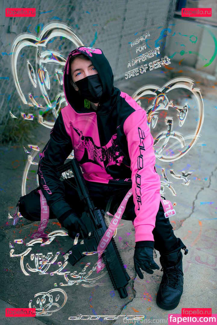 kingdaddykitten / therealmeowza Onlyfans Photo Gallery 