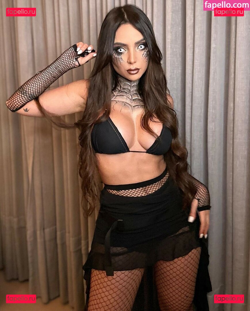 Nyvi Estephan Nude Onlyfans Photo 37