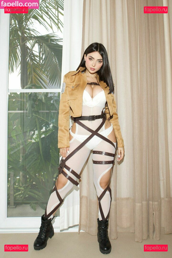 Nyvi Estephan Nude Onlyfans Photo 27