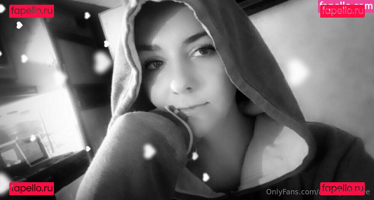 astridpixiefree Nude Onlyfans Photo 8