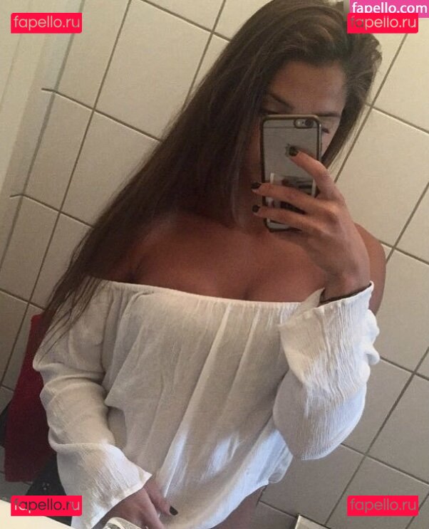 Tanja Makaric Nude Onlyfans Photo 40