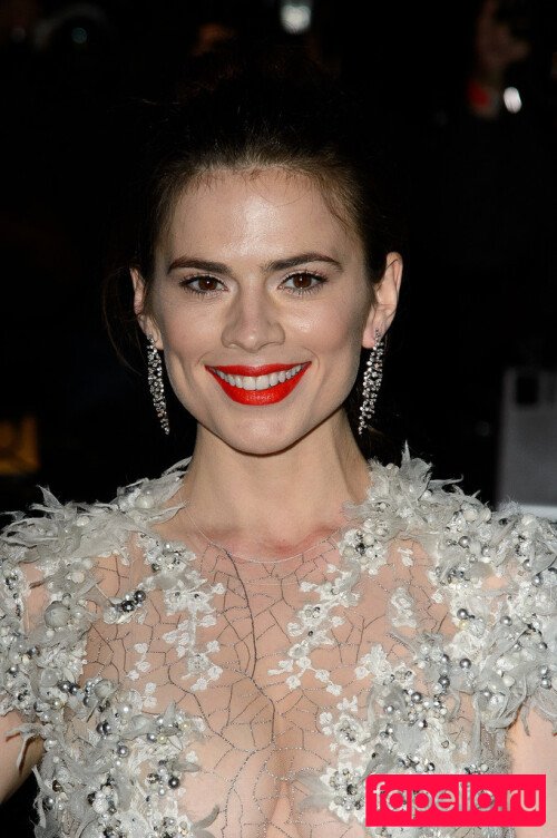 Hayley Atwell Nude Onlyfans Photo 22