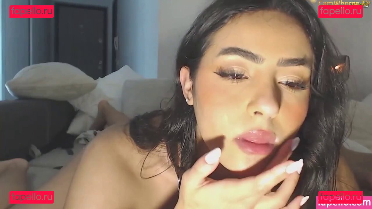 ae_luckvarin / arabiccouple123 / h0t_s2ex_x / lov_2s_arabian Onlyfans Photo Gallery 