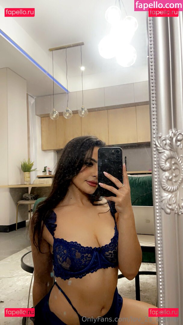 ae_luckvarin / arabiccouple123 / h0t_s2ex_x / lov_2s_arabian Onlyfans Photo Gallery 