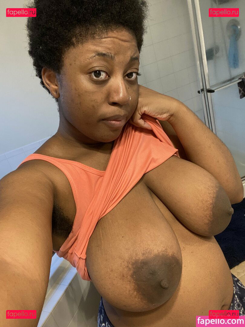 Bubbles_2696 / Ububbles / bubblesfree26 / bubblestpb Onlyfans Photo Gallery 