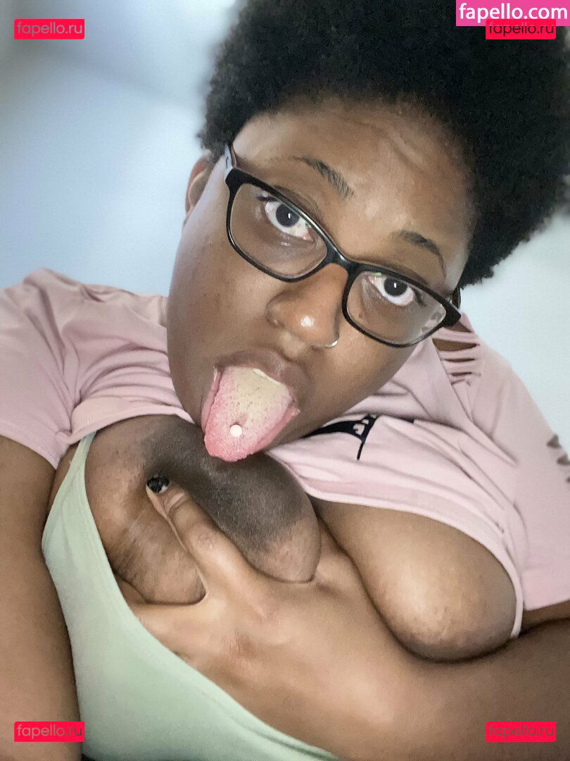 Bubbles_2696 / Ububbles / bubblesfree26 / bubblestpb Onlyfans Photo Gallery 