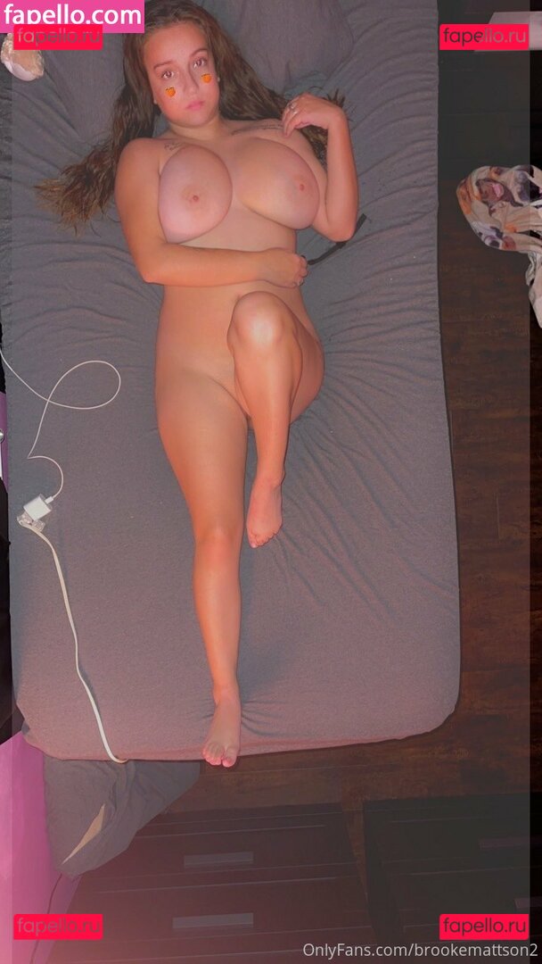 Brooke Mattson / BrookeMattson6 / brookemattson2 / brookemattson3 Onlyfans Photo Gallery 