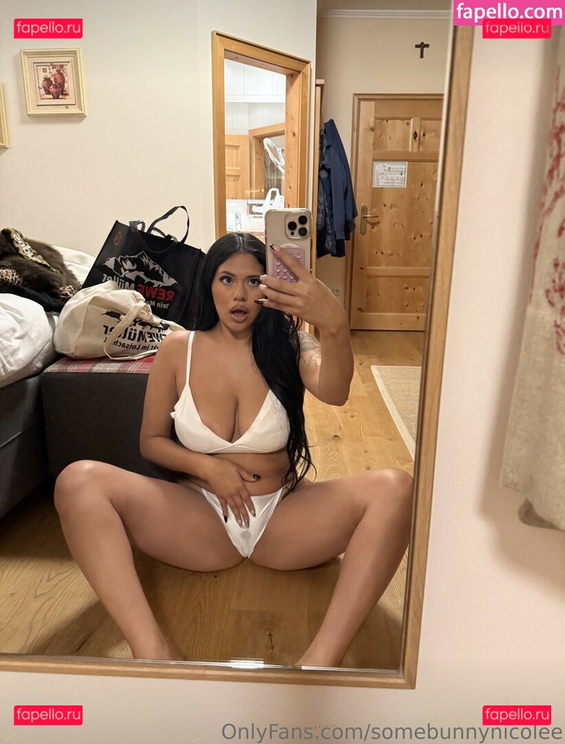 Nicole Lo Nude Onlyfans Photo 13