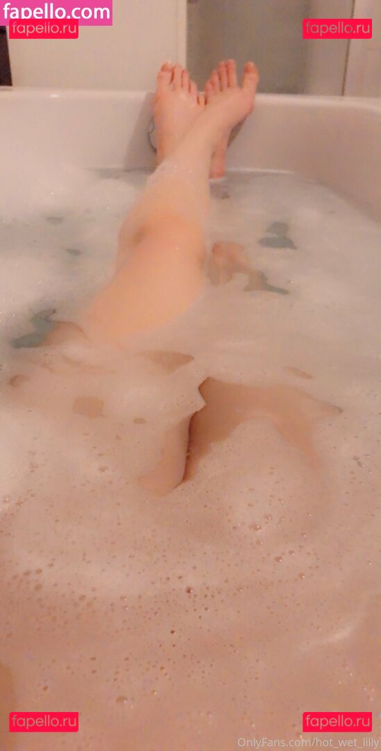 hot_wet_lilly Nude Onlyfans Photo 42