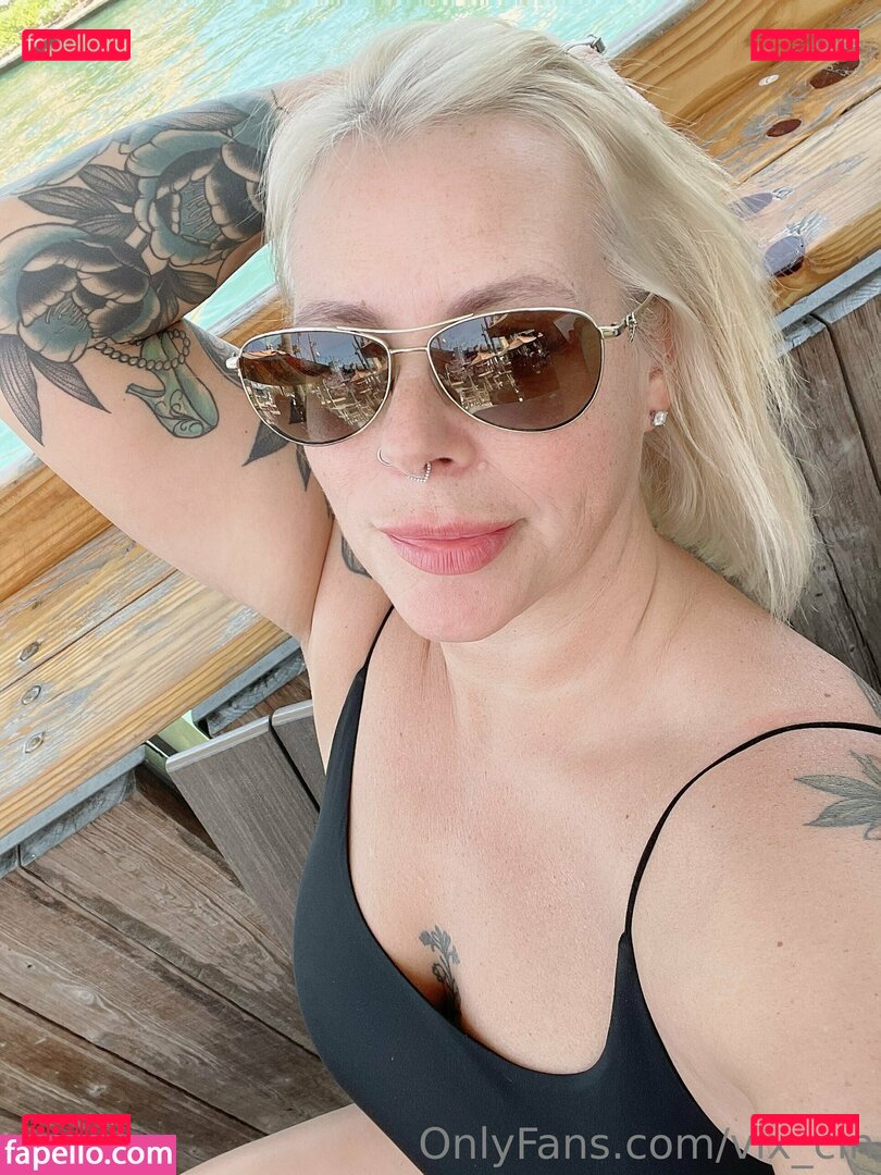 vix_cin / vixenxofficial Onlyfans Photo Gallery 