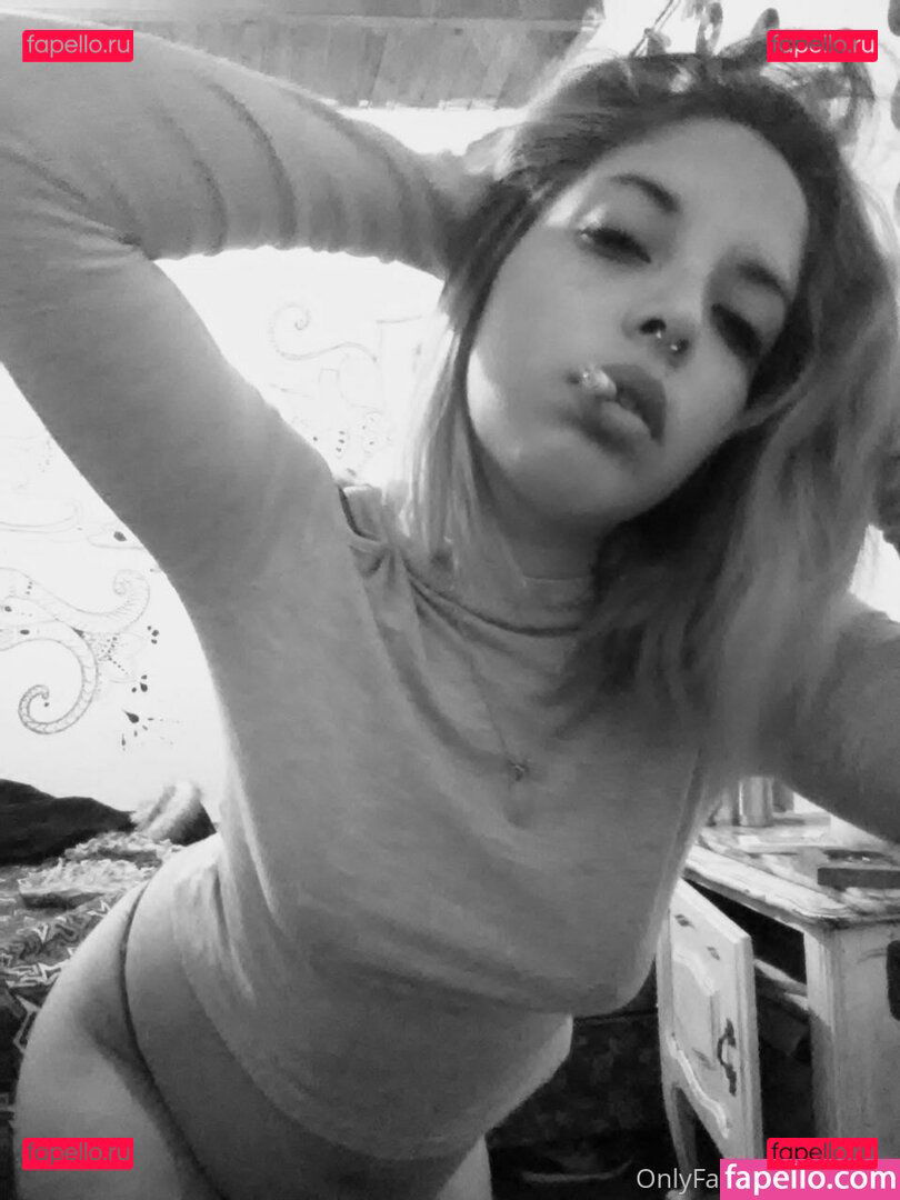 vixeen / vixenxofficial Onlyfans Photo Gallery 