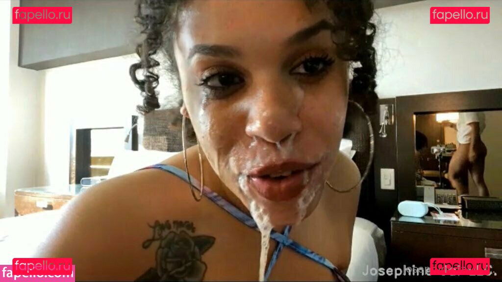 stiffchocolate9 / strokeitforher Onlyfans Photo Gallery 