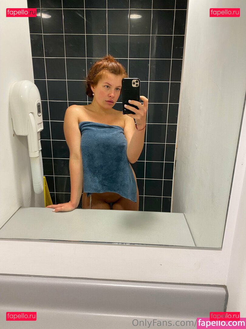 alicee.foxx / alicefoxartist Onlyfans Photo Gallery 