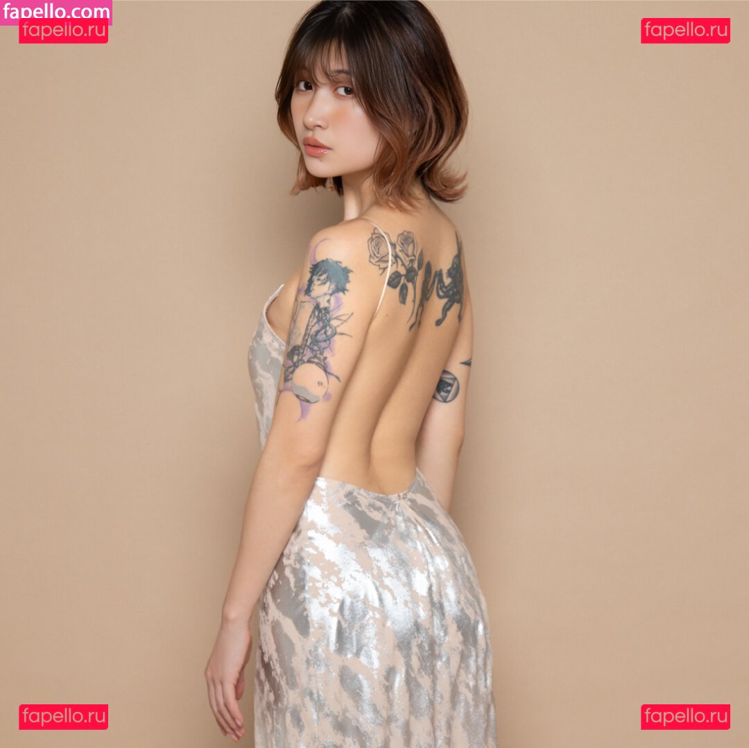 Rei Uraraka / Sari Kawai / Urara Uraraka / meowokun Onlyfans Photo Gallery 