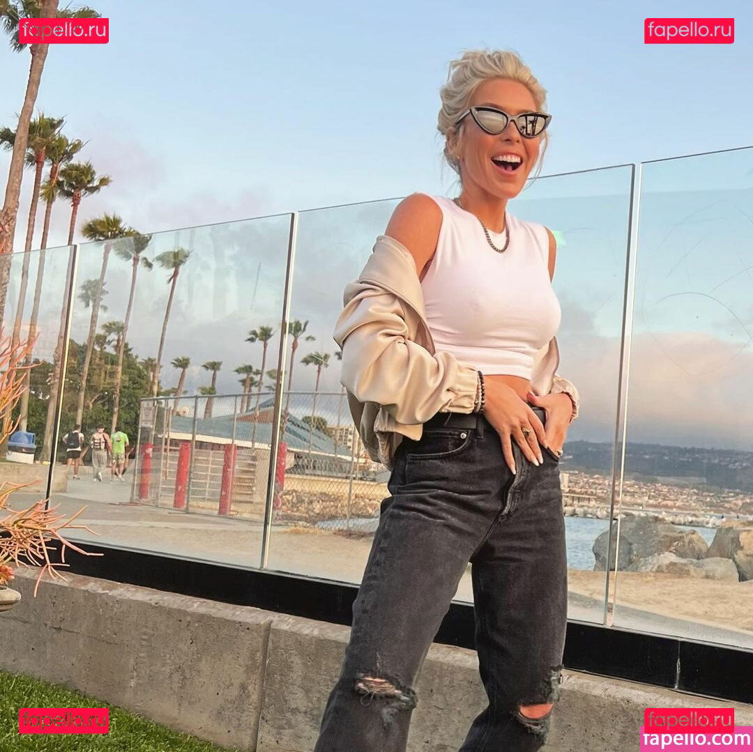 Colleen Wolfe / ColleenWolfe Onlyfans Photo Gallery 