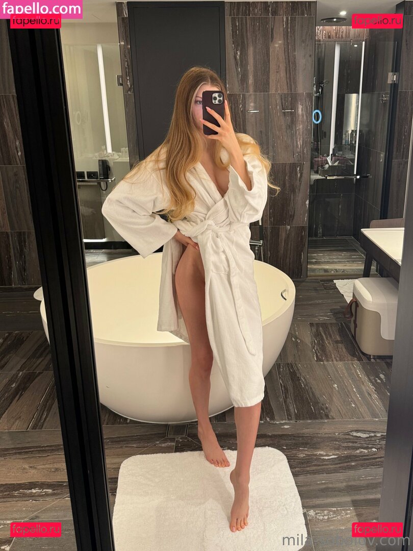 mila_sobolov Nude Onlyfans Photo 40