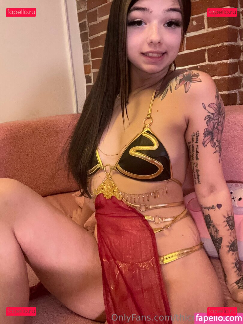 thicnpretty Nude Onlyfans Photo 25